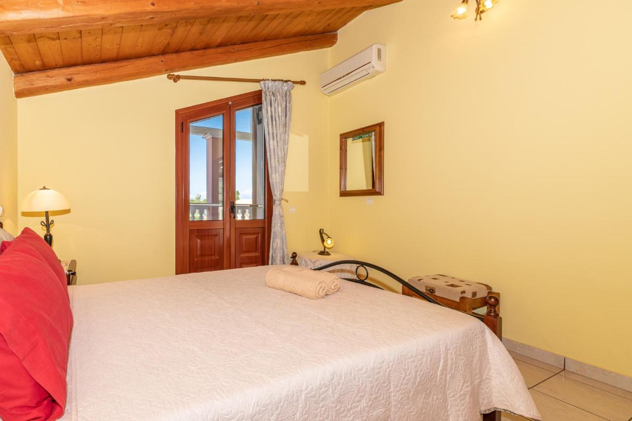 Arazzo Apartments Vasilikí Eksteriør billede