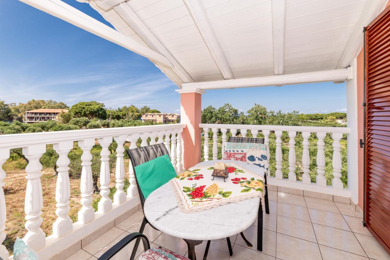 Arazzo Apartments Vasilikí Eksteriør billede