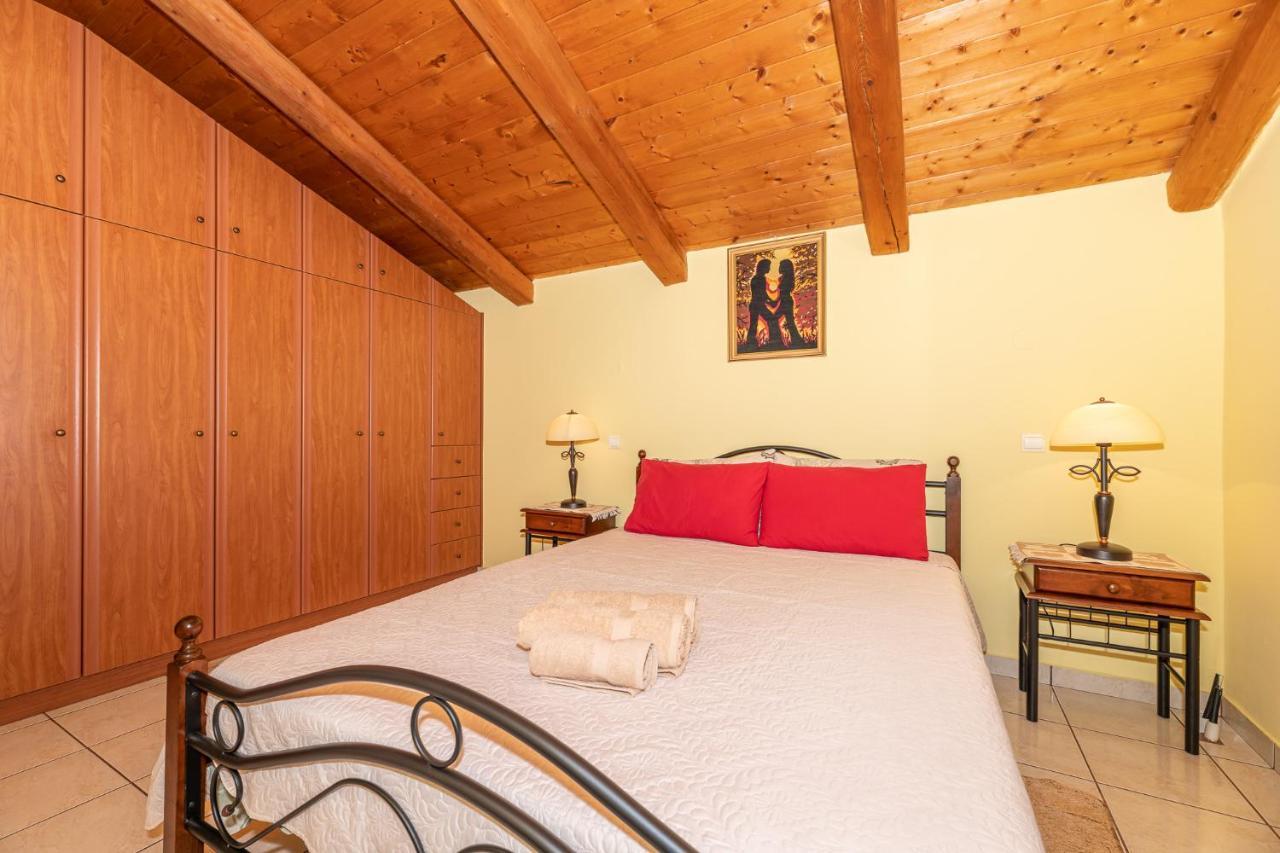 Arazzo Apartments Vasilikí Eksteriør billede